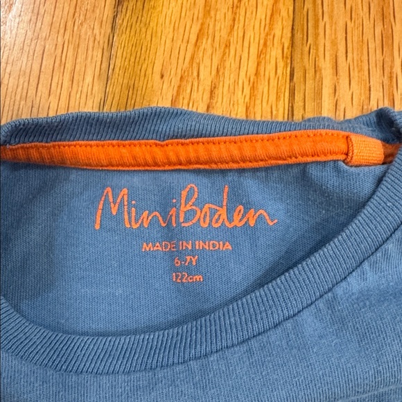 Mini Boden T-shirt, size 6-7 year - Picture 3 of 3